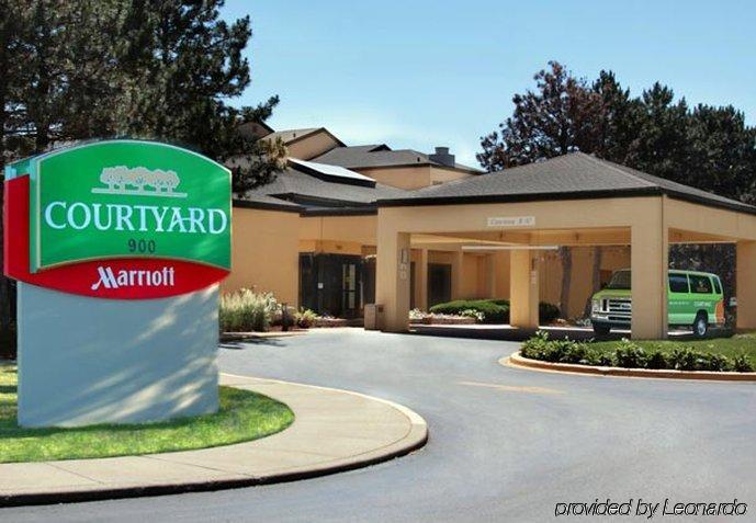 Отель Courtyard Chicago Wood Dale / Itasca Экстерьер фото